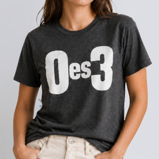T-shirt “Oes3” - Mujer